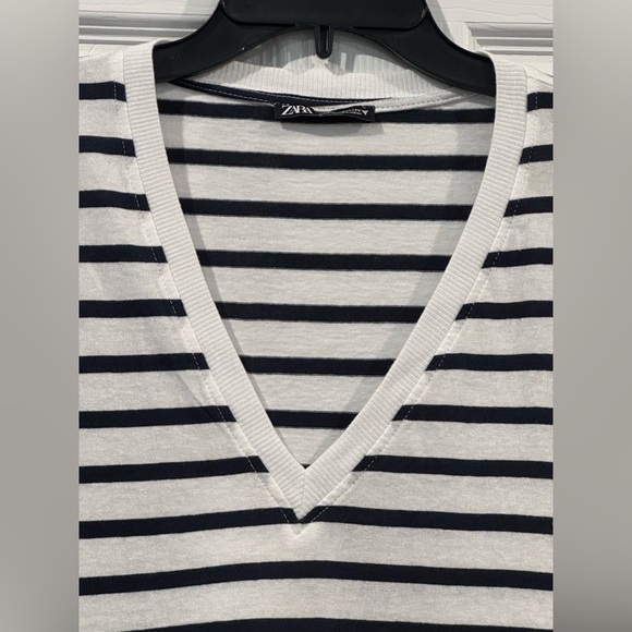 Women’s Zara Cotton Navy & White Stripe  Short Sleeve T-Shirt: M - Picture 3 of 7